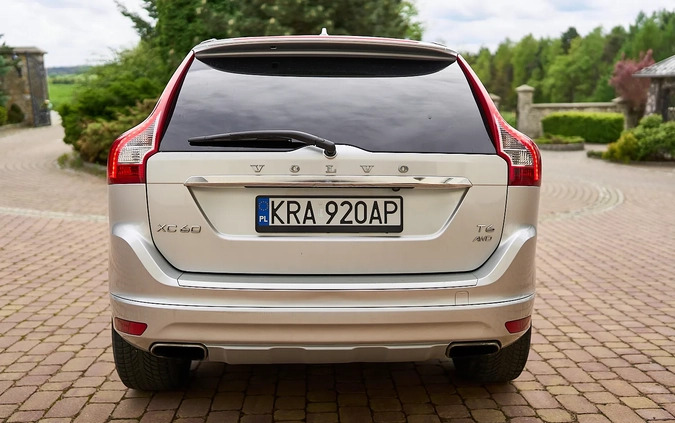 Volvo XC 60 cena 89900 przebieg: 93900, rok produkcji 2017 z Krzeszowice małe 121